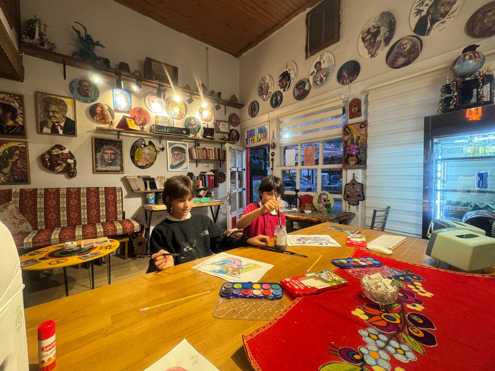 09b4df0b-d9ed-4418-a918-1cb4a01bf883