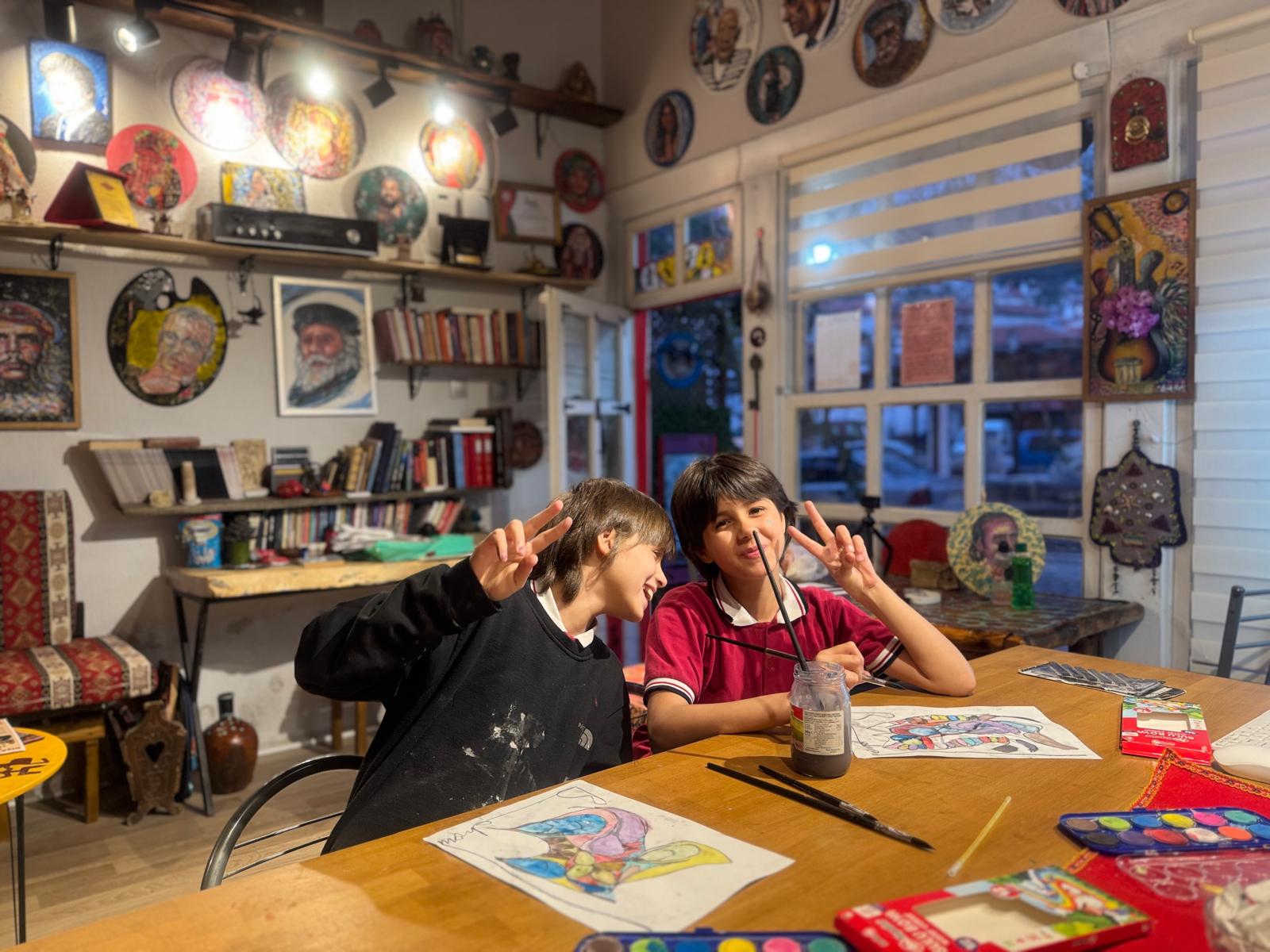 b25c56dd-c0d0-490b-8914-e434d13ce2d1